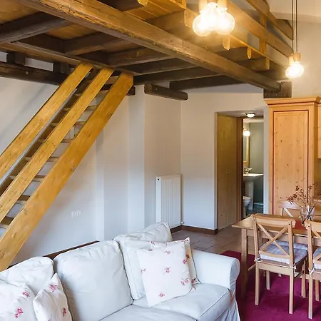 Alpine Aria 칼라브리타