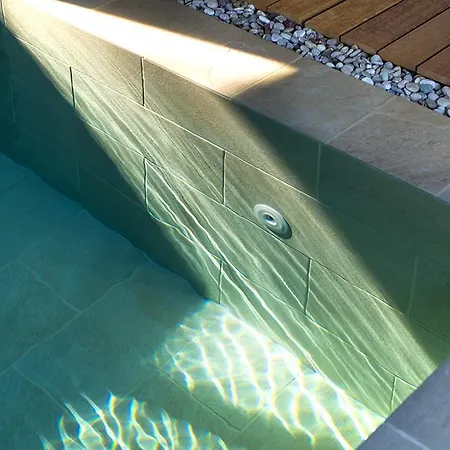 Alpine Aria Aparthotel 4*