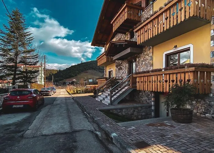 Alpine Aria Aparthotel 4*