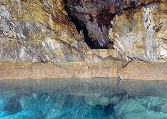 Alpine Aria Aparthotel Kalavryta